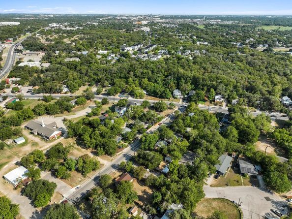 1147 Gunter ST, Austin TX 78721