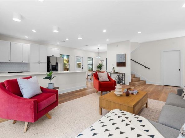 2022 E 2nd ST, Austin TX 78702