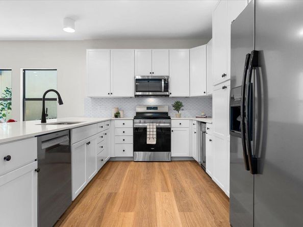 2022 E 2nd ST, Austin TX 78702