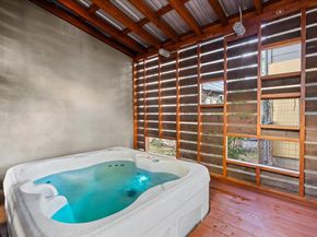 2022 E 2nd ST, Austin TX 78702