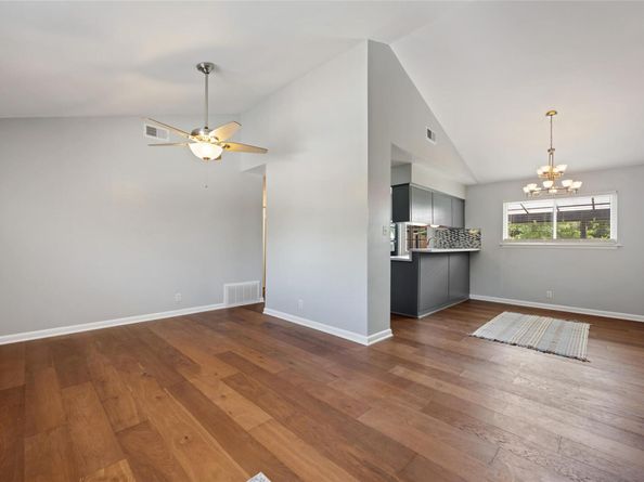 8500 Woodstone Dr, Austin TX 78757