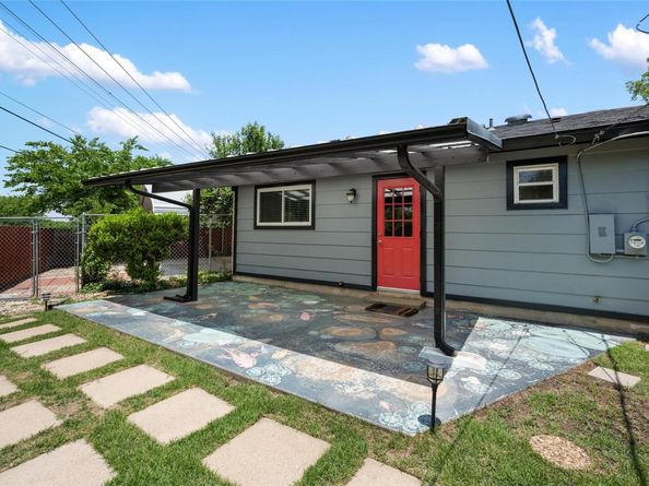 8500 Woodstone Dr, Austin TX 78757