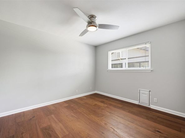 8500 Woodstone Dr, Austin TX 78757