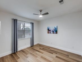 1845 River Crossing CIR B, Austin TX 78741