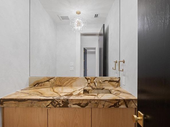 2904 Maravillas LOOP, Austin TX 78735