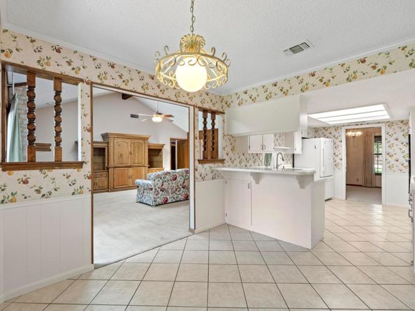 7207 Fireoak DR, Austin TX 78759