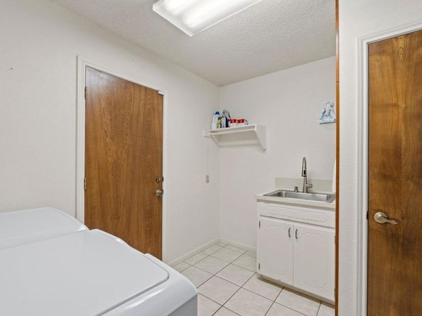 7207 Fireoak DR, Austin TX 78759