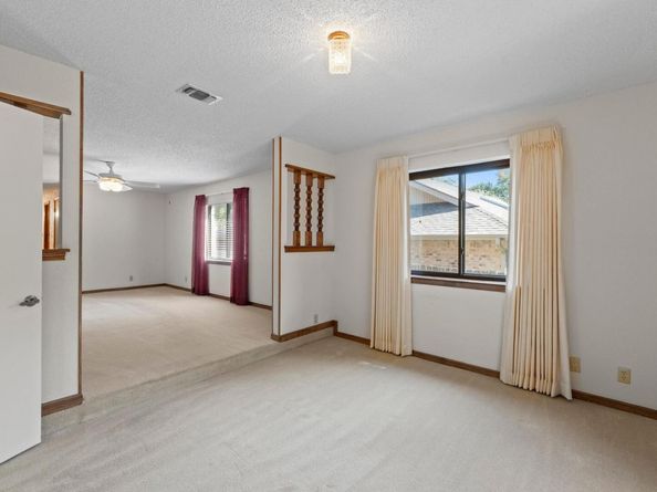 7207 Fireoak DR, Austin TX 78759