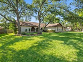 7207 Fireoak DR, Austin TX 78759