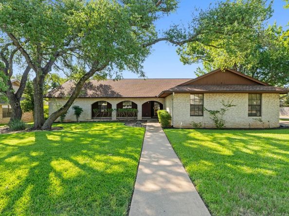 7207 Fireoak DR, Austin TX 78759
