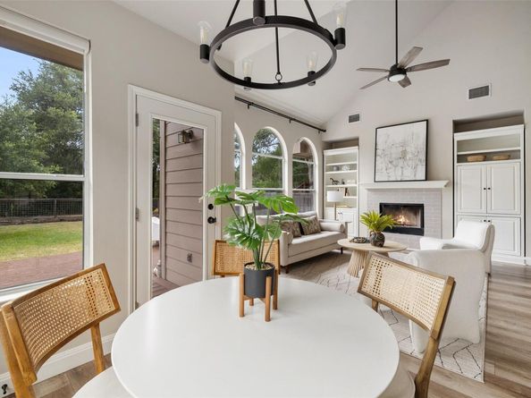 4604 Hibiscus Valley DR, Austin TX 78739