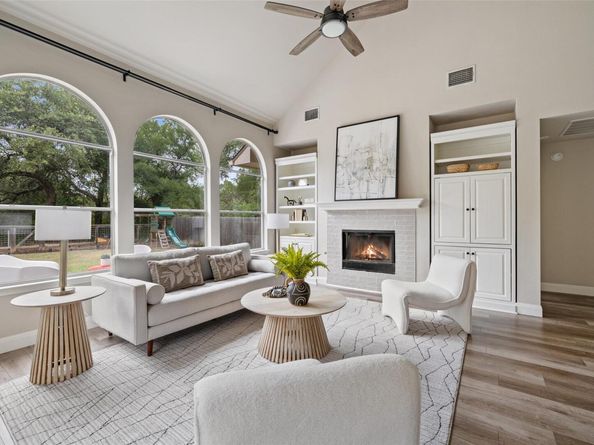 4604 Hibiscus Valley DR, Austin TX 78739
