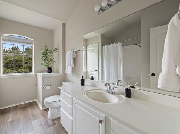 4604 Hibiscus Valley DR, Austin TX 78739