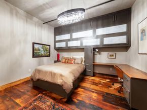 800 W 5th ST 1207, Austin TX 78703