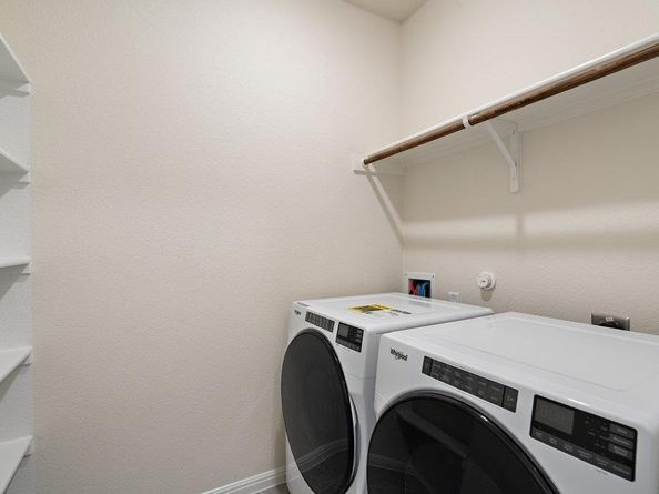 2008 Kit CIR, Austin TX 78758