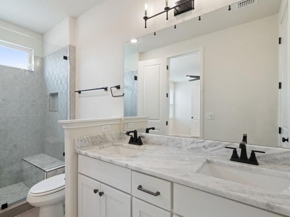 2008 Kit CIR, Austin TX 78758