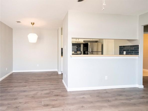 6706 Wentworth DR, Austin TX 78724