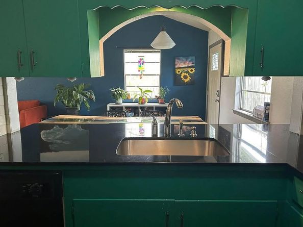 2105 Wordsworth DR, Austin TX 78704