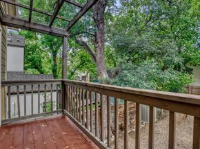 2109 Newfield LN A, Austin TX 78703