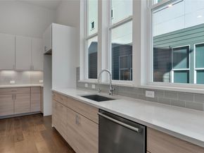 6300 Toscana Ave, Austin TX 78724