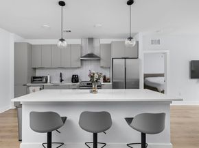 2500 Longview ST 405, Austin TX 78705