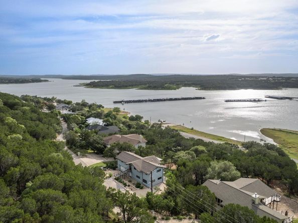 6300 Lakeshore DR, Lago Vista TX 78645