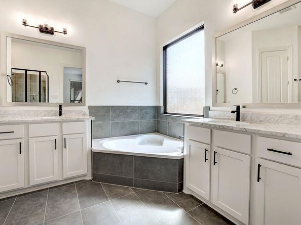2928 Birdcall PATH, Leander TX 78641
