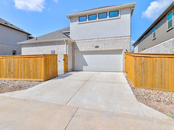 2928 Birdcall PATH, Leander TX 78641
