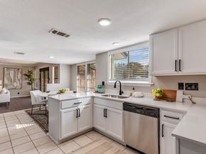 12901 Lamplight Village Ave, Austin TX 78727