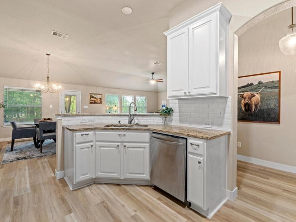 1020 Portchester Castle PATH, Pflugerville TX 78660
