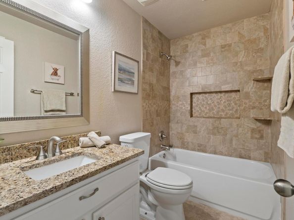 1020 Portchester Castle PATH, Pflugerville TX 78660
