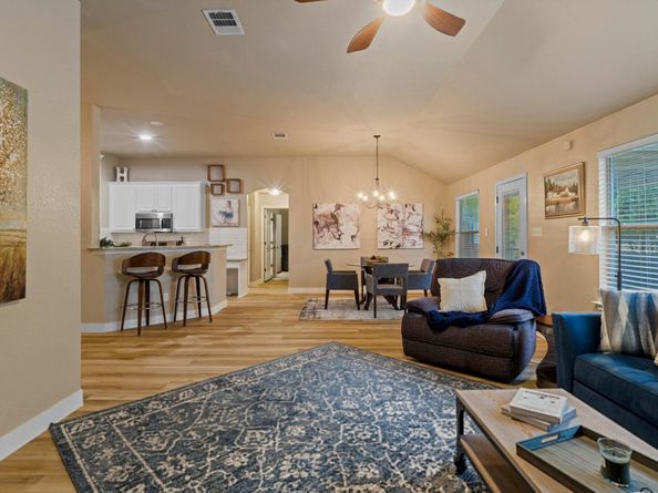 1020 Portchester Castle PATH, Pflugerville TX 78660