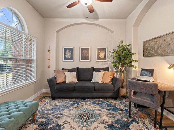 1020 Portchester Castle PATH, Pflugerville TX 78660