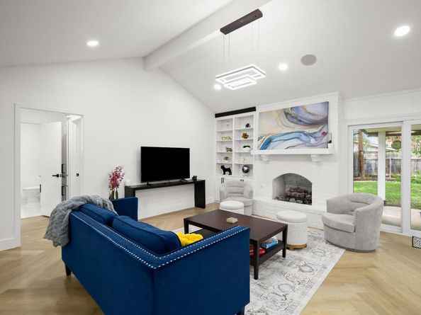 8608 Donna Gail DR, Austin TX 78757