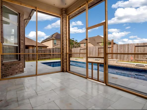 4526 Highland Field LN, Sugar Land TX 77479