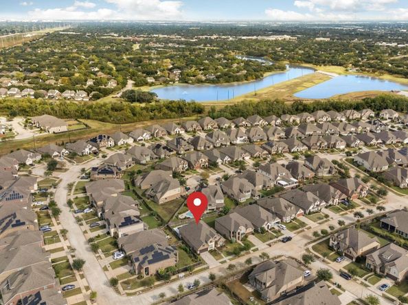 4526 Highland Field LN, Sugar Land TX 77479