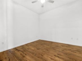 4801 Springdale RD 1005, Austin TX 78723
