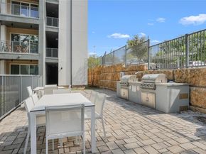 4801 Springdale RD 1005, Austin TX 78723