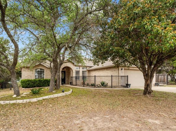 4906 Thunderbird DR, Lago Vista TX 78645