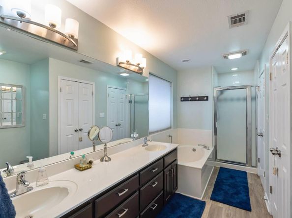 4906 Thunderbird DR, Lago Vista TX 78645
