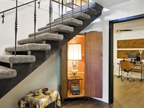 402 Seawind ST, Lakeway TX 78734