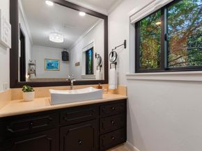 402 Seawind ST, Lakeway TX 78734