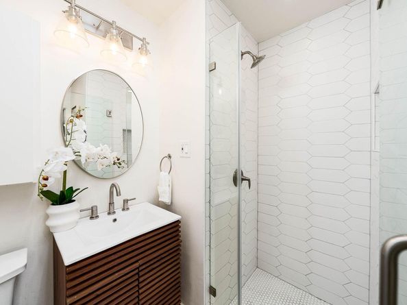 6017 Belfast DR, Austin TX 78723