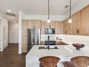 507 Sabine ST 601, Austin TX 78701