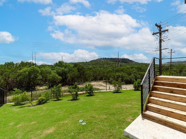 604 Grapeleaf DR, Lakeway TX 78738