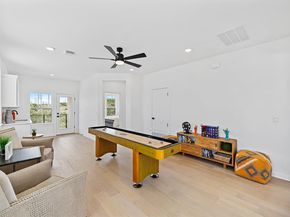 604 Grapeleaf DR, Lakeway TX 78738