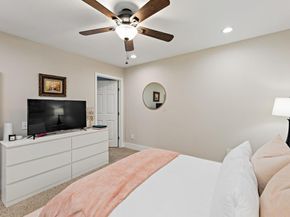 935 La Posada DR 128, Austin TX 78752