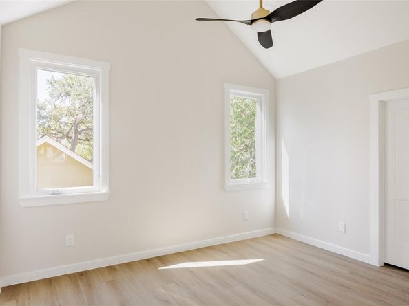 901 Redd ST, Austin TX 78745