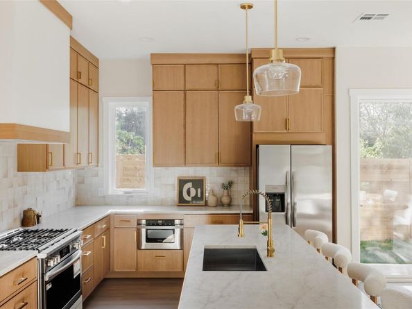 901 Redd ST, Austin TX 78745