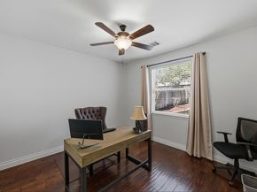 11916 Loomis Dr, Austin TX 78738